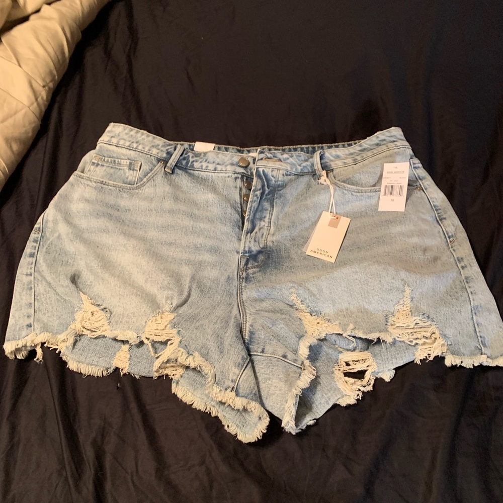 Good American Bombshell Shorts